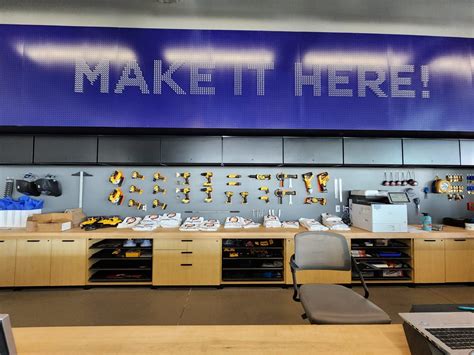 makerspace phoenix az.